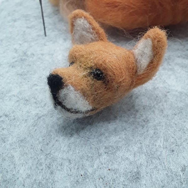 Needle Felted Fox Brooch 