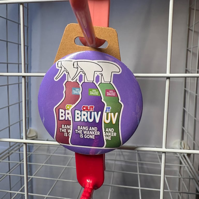 Cilit Bruv button Badge, Pro Wrestling Themed AEW WWE NXT pin badge (58mm2.25in)