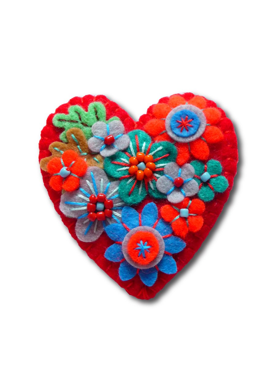 FB073 - Japanese Art Inspired Heart Shape Felt Brooch - Red