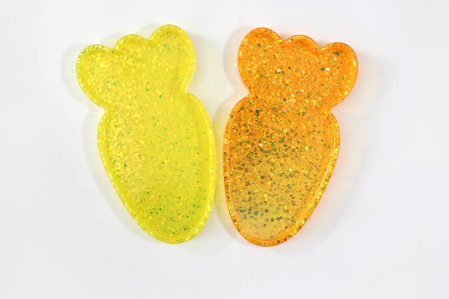 Glitter Orange Carrot Trinket Dish, Holographic Easter Decor for Accessories