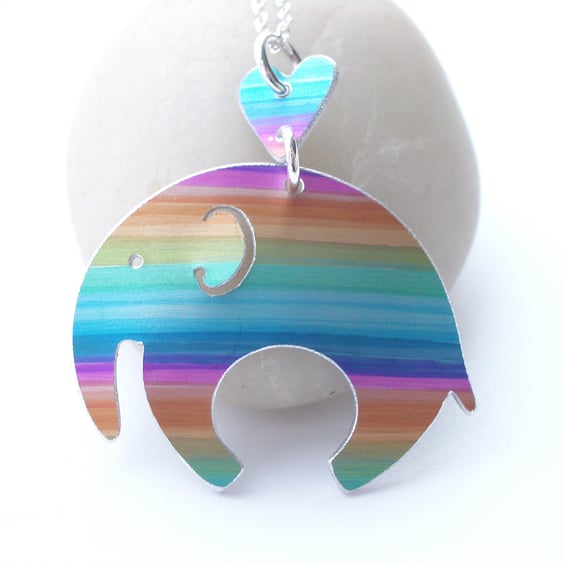 Elephant pendant necklace in rainbow stripes with heart