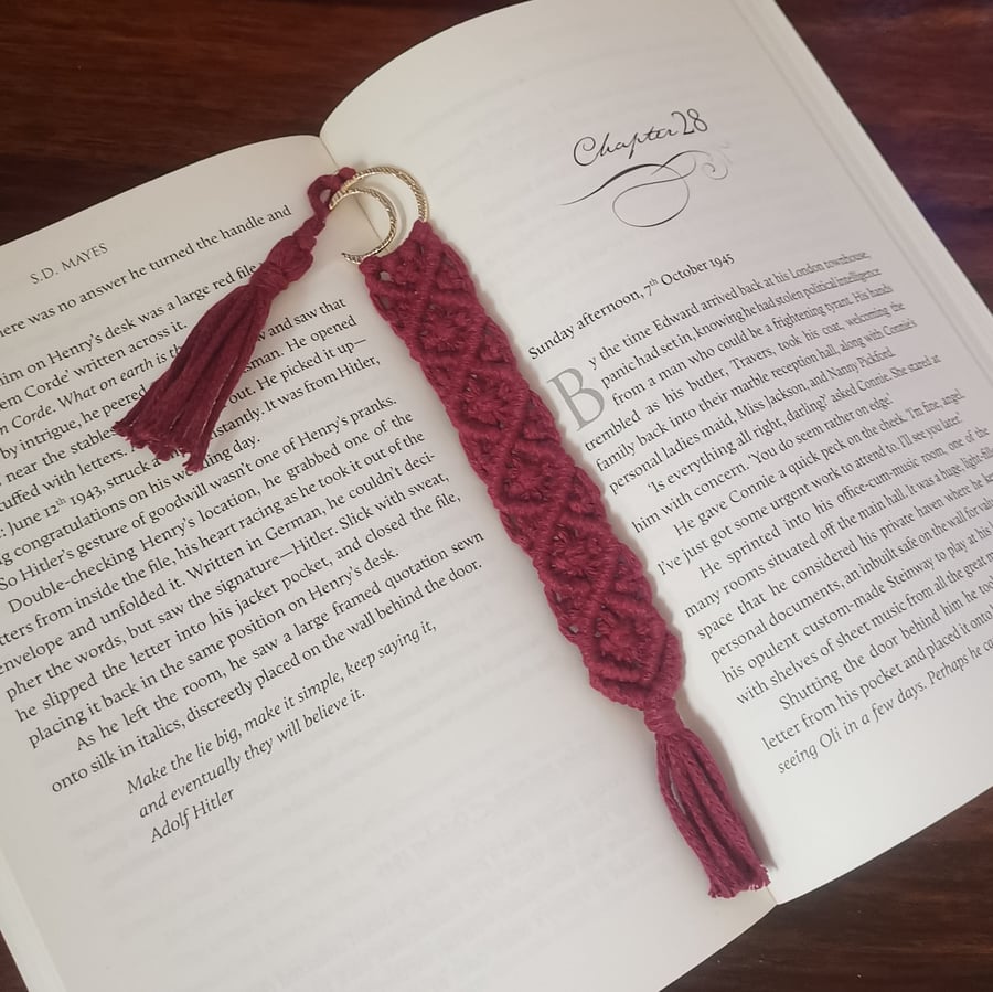 Crescent Moon Bookmark, Handmade Macrame Boho - Burgundy FREE UK P&P