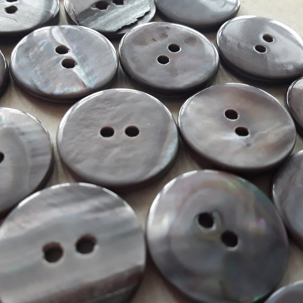 Smoke 18mm almost 34" Segay Pearl    REAL SHELL
