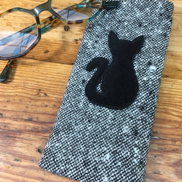 Glasses case - Black cat & Tweed wool fabric glasses case - Cat lover gift