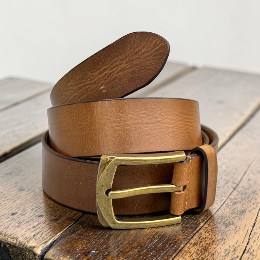  Vintage Tan Leather Belt 1.5" – Textured Finish with Brass Gold Buckle