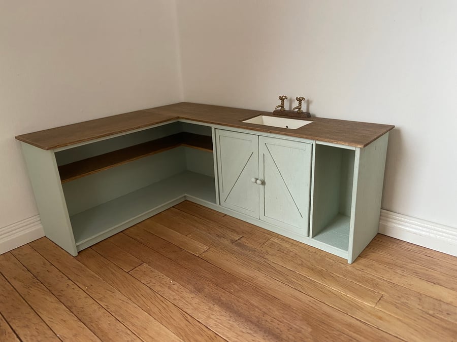 Dolls house country kitchen sink unit 