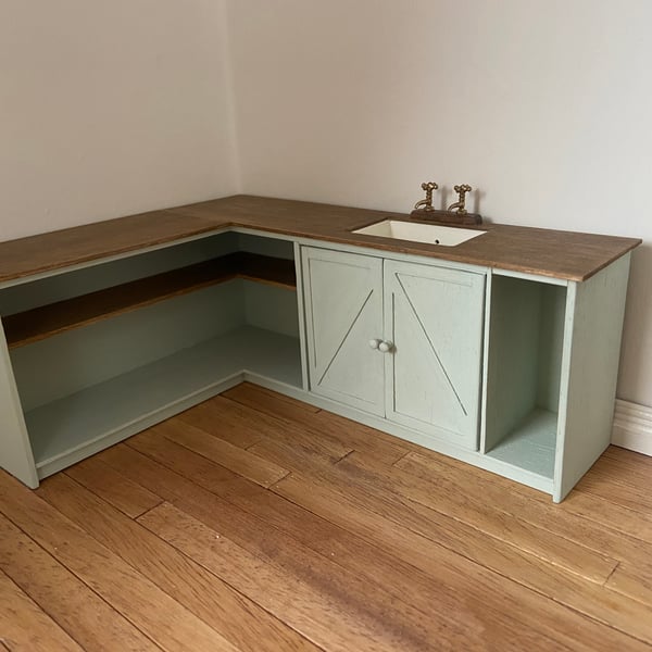 Dolls house country kitchen sink unit 