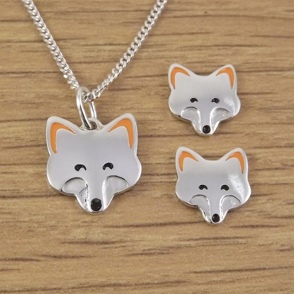 Fox jewellery set - small pendant and stud earrings (sterling silver)