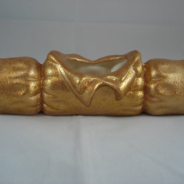 Ceramic Gold Glittery Hand Painted Christmas Cracker Ornament Table Decoration.