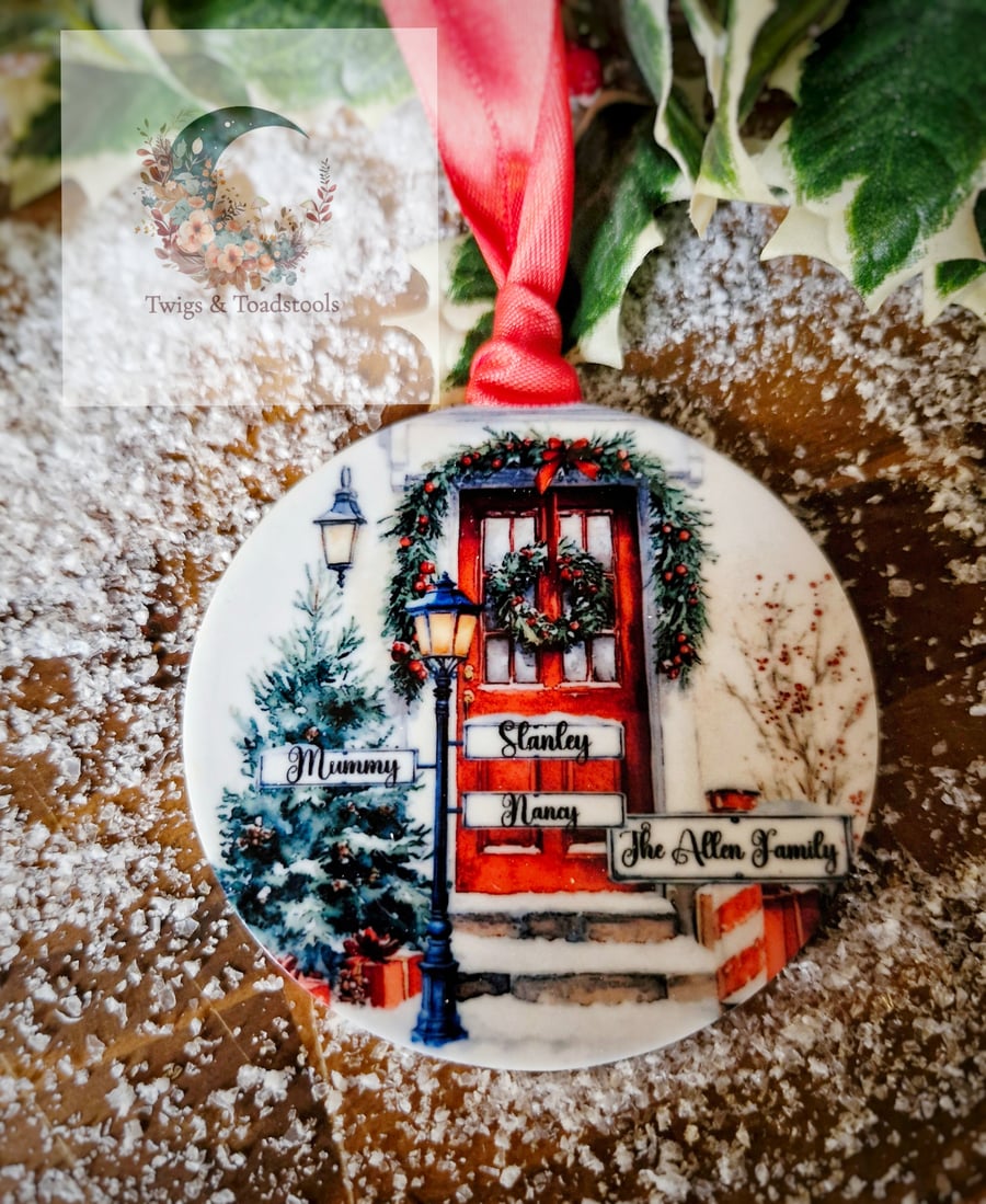 Personalised family christmas bauble 