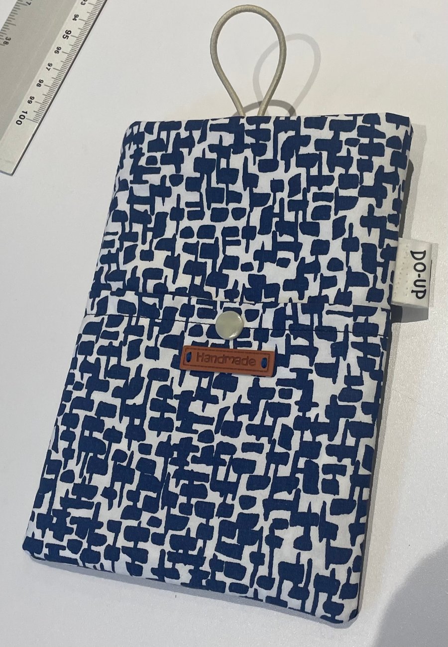 Kindle Case - Paperwhite Size. Dark Blue with Blue & White Geometric