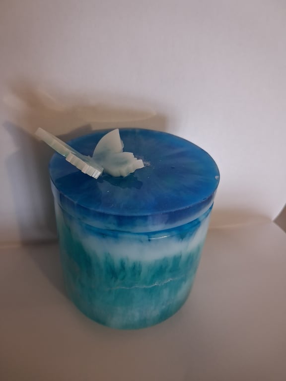 Handmade marbled epoxy resin decorative pot with lid.