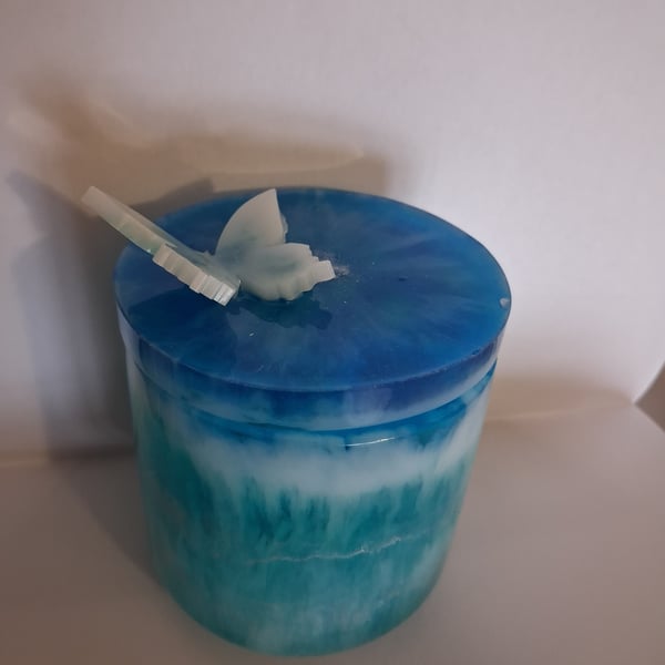 Handmade marbled epoxy resin decorative pot with lid.