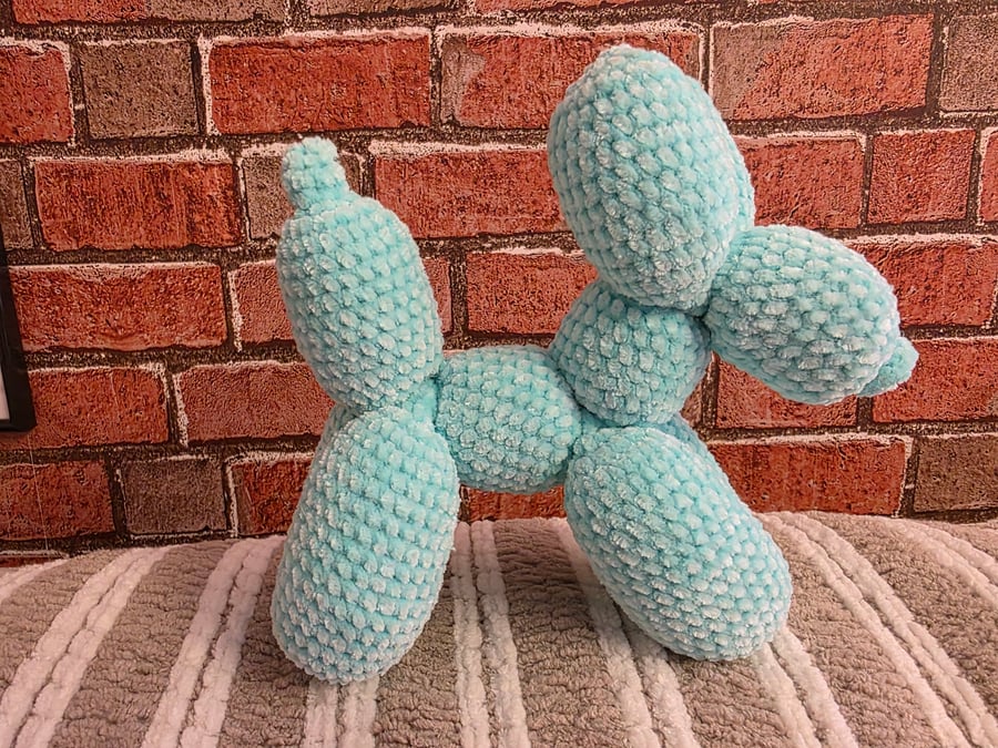 Crocheted balloon dog