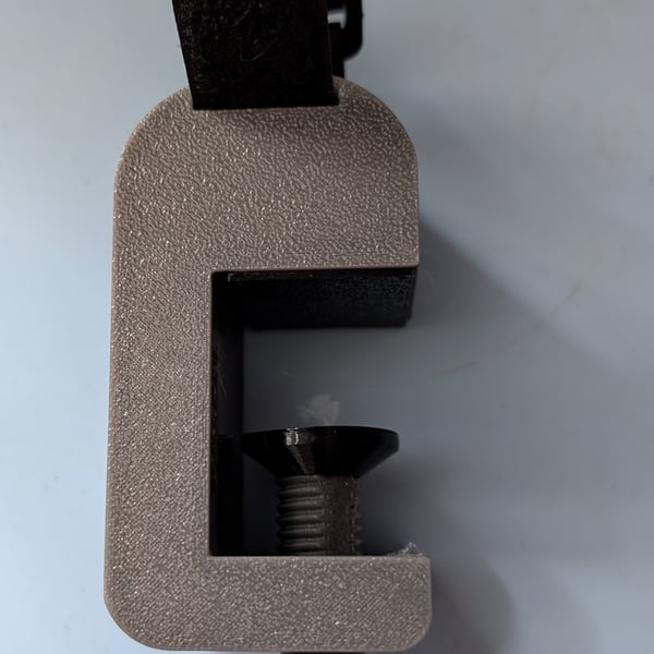 Pawfect Grip Dryer Hose Support