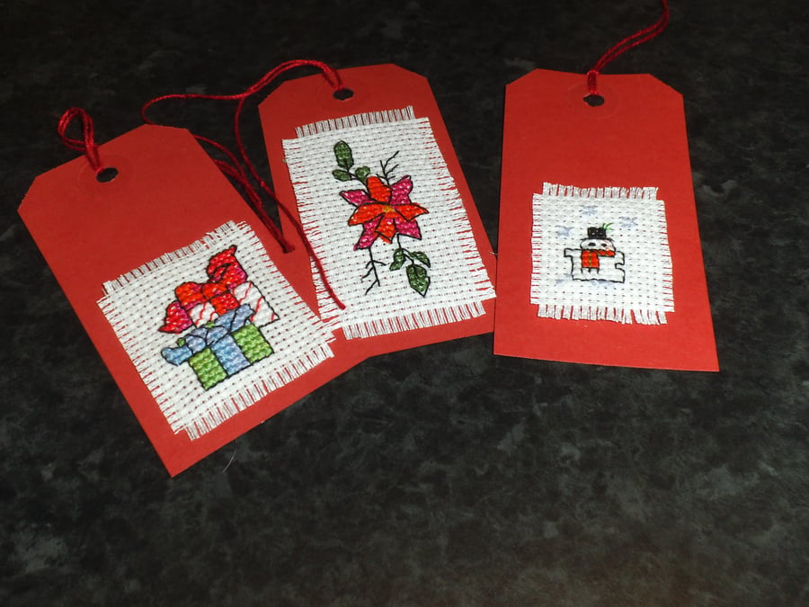 CROSS STITCHED CHRISTMAS TAGS