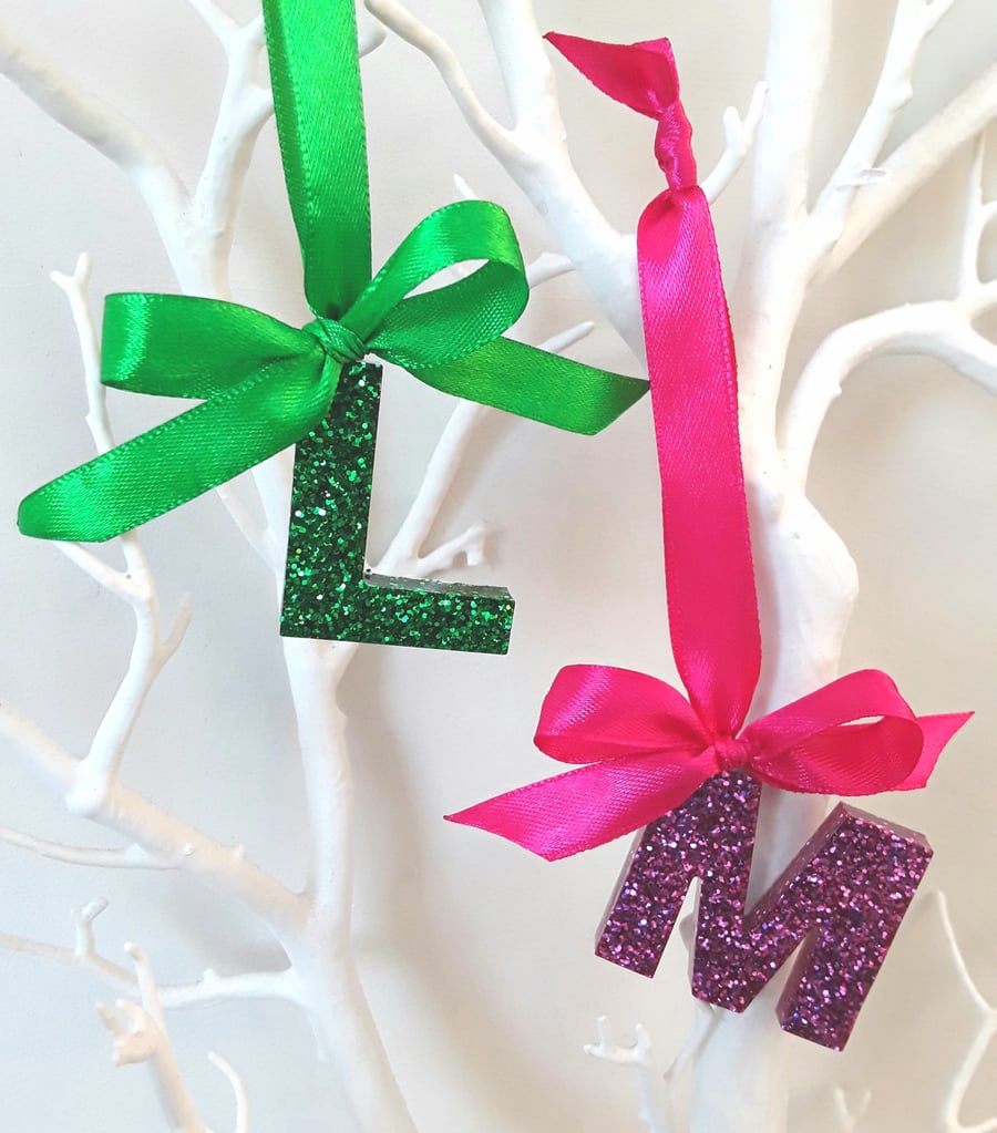 Hanging Glitter Resin Initial, Initial Tree Decoration, Letter Tree Decoration, 