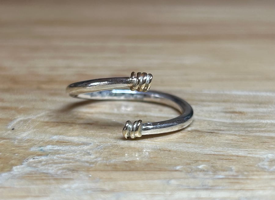 Handmade 9ct Gold & Sterling Silver Wrap Ring UK Ring Size ‘M’