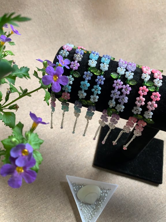 Bead daisy bracelet 