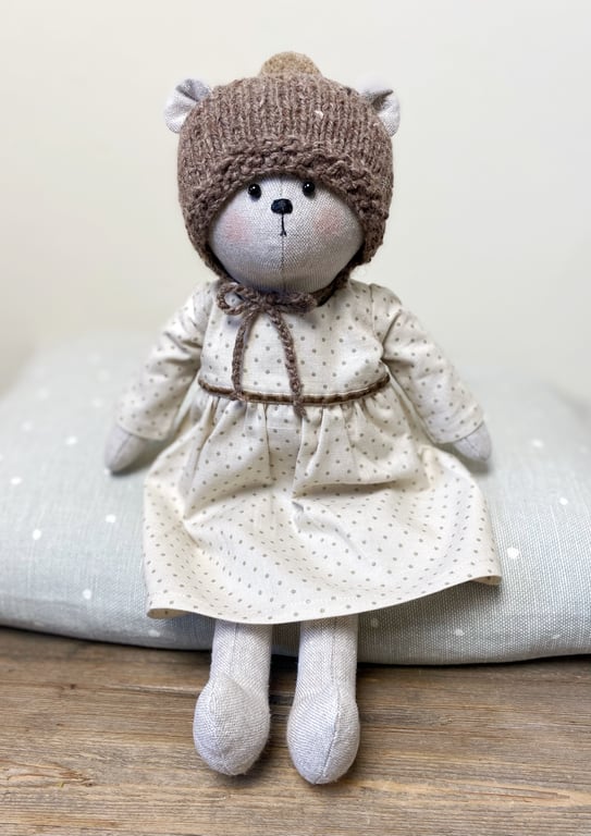 Dotty, a handmade cloth teddy bear by Clayton Bears.