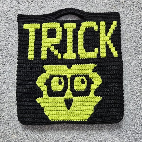 Crochet Halloween Trick or Treat bag