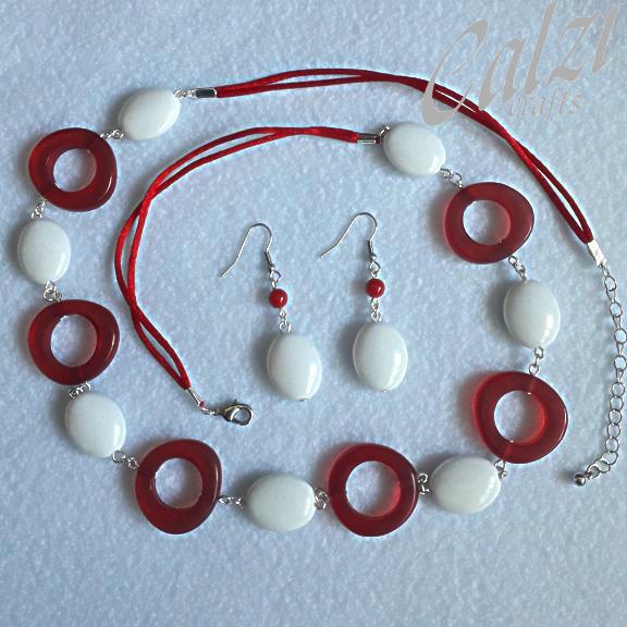 Red & White Hollow Ring Beaded Necklace & Earrings