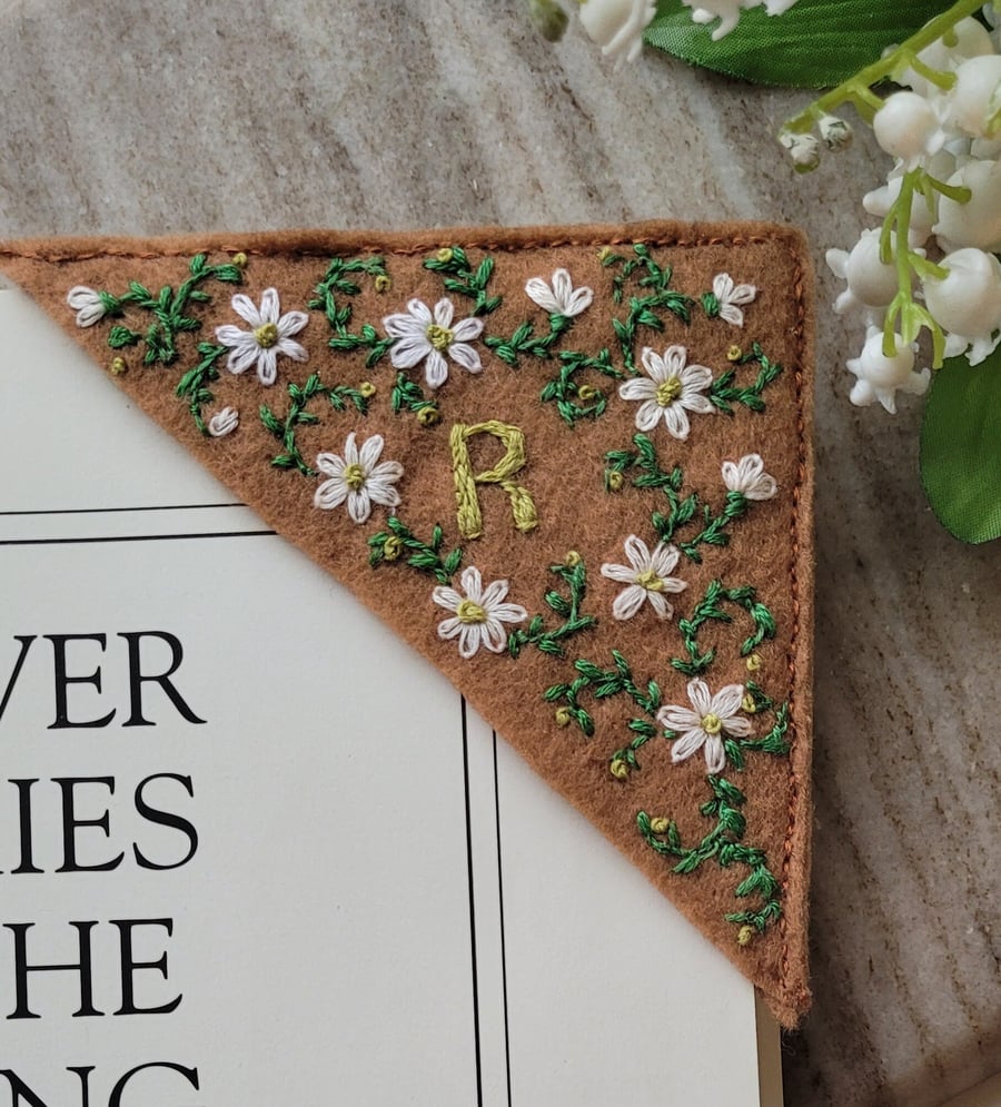 Personalised name letter Corner Bookmark charm hand embroidered roses & buds tur