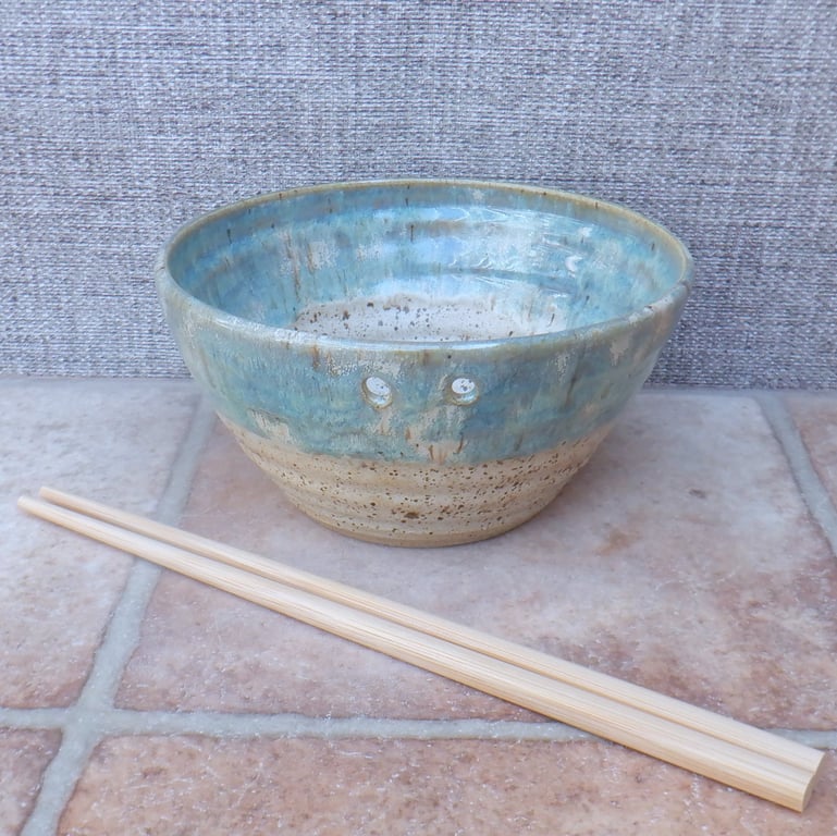 Hand thrown stoneware ceramic ramen noodle bowl in raspberry pink glaze 