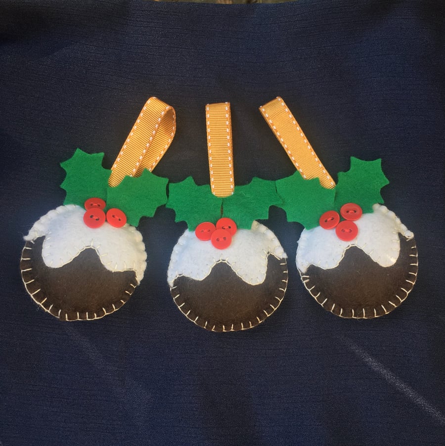 Christmas Pudding Decorations Set of 3 Felt Ornaments SECONDS SUNDAY