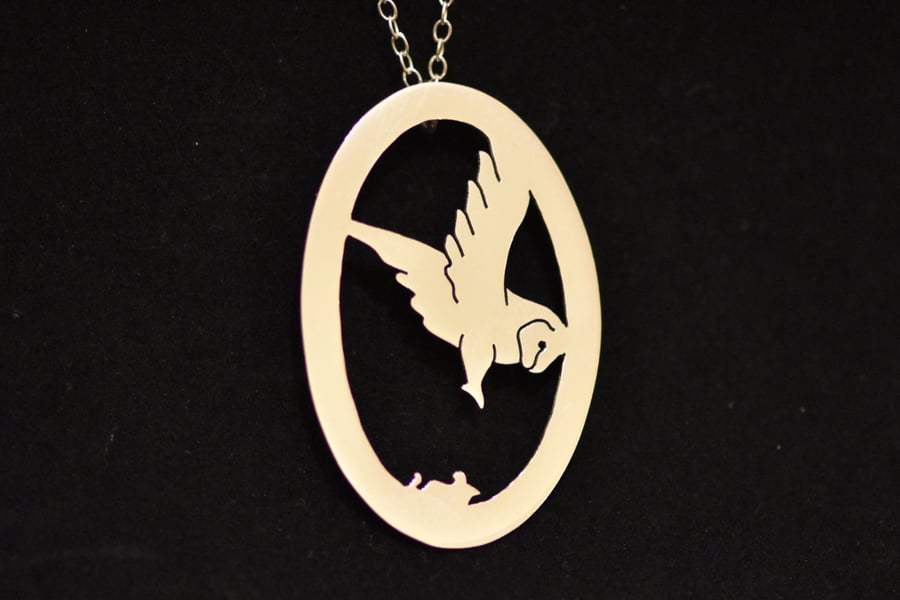 Hunting owl scene pendant necklace in sterling silver