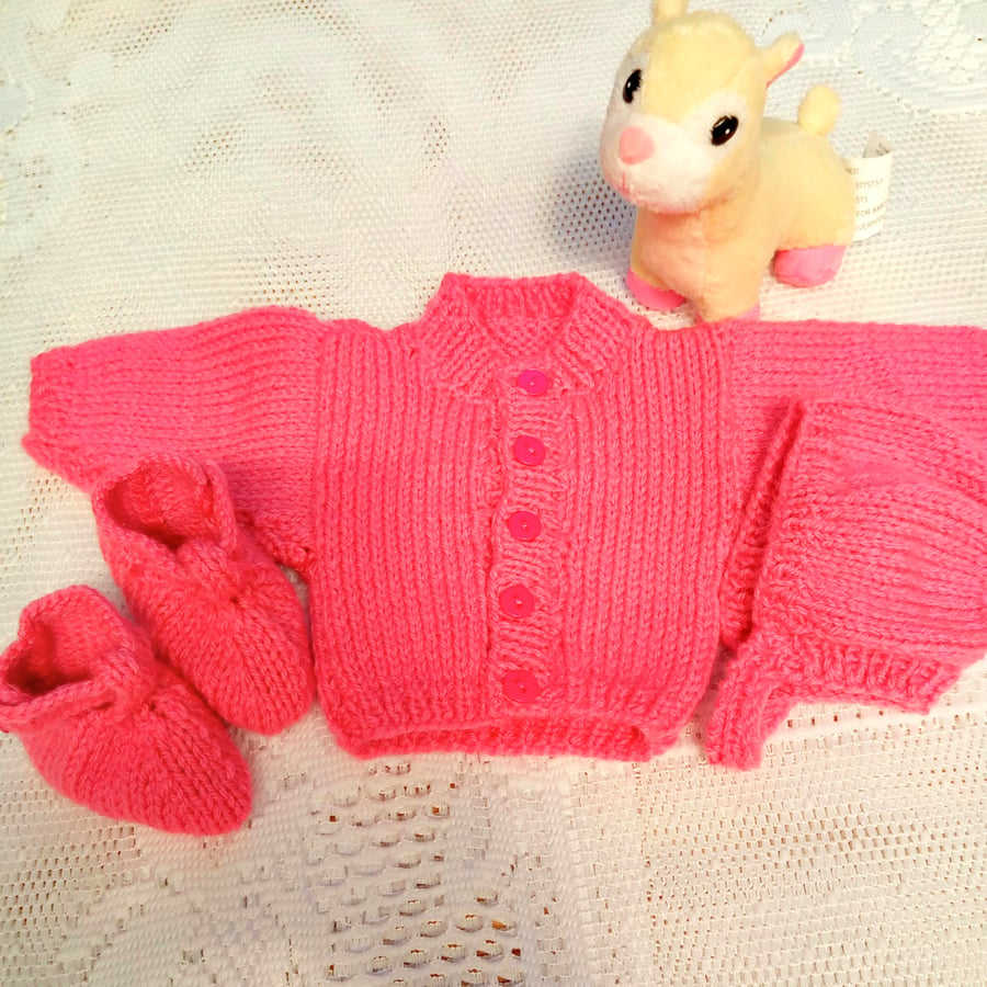 Knitted Cardigan Hat and Booties Set for a Premature Baby, Premature Baby Outfit