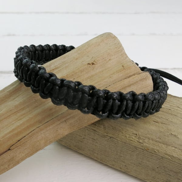 Mens Cotton Cord Macrame Bracelet - Black