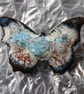 Butterfly brooch, enamelled white, wing tips black, wings patterned blue and red - Image 5