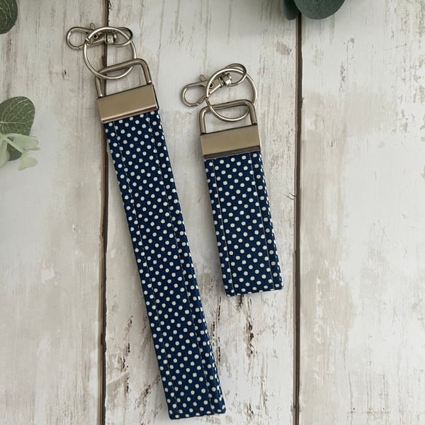 Key Fob Wristlet Set in Navy & White Polka Dots Fabric, Bag Strap, Key Ring
