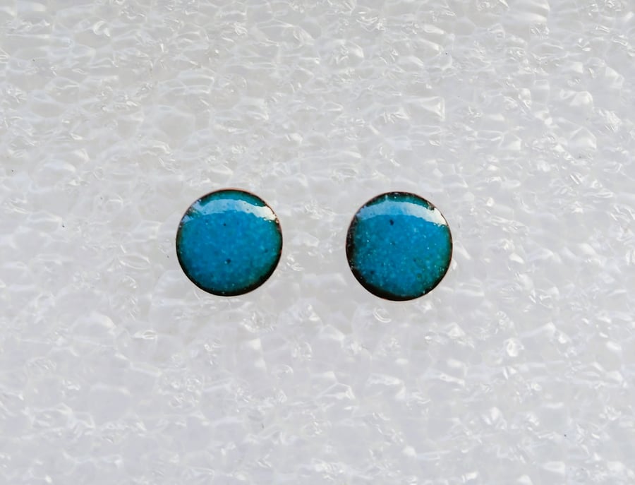 10mm round turquoise stud earrings in enamelled copper 296