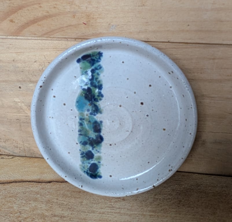 Olive or trinket dish (heavy speckles green blue)