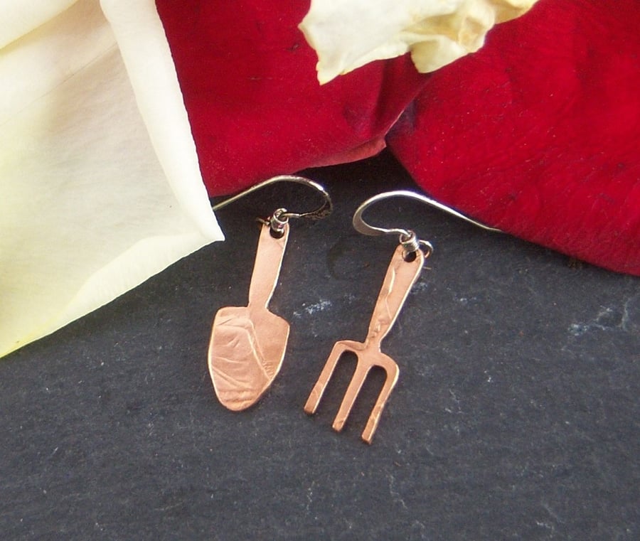 Trowel & fork earrings recycled from penny coin