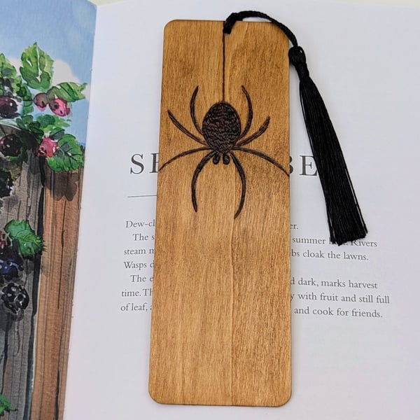 Spider pyrography bookmark, wooden gift for him, Nature lover