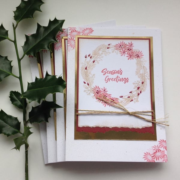 CHRISTMAS CARDS  ( pack of 4 , large ) . Rustic . Wreath . Poinsettias.