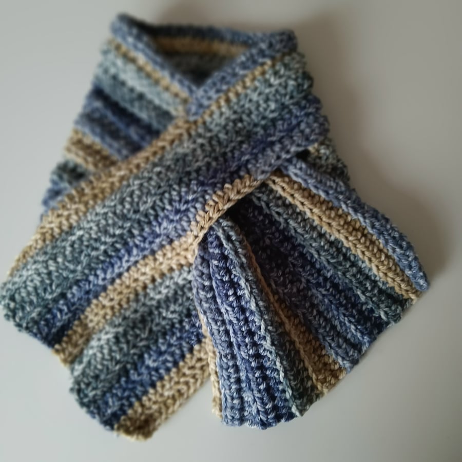 Crochet Neckwarmer (Ocean Spray) - stay cosy anytime, anywhere!