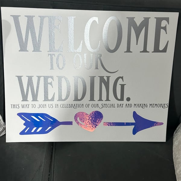Wedding canvass to welcome guests