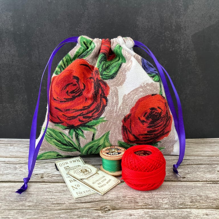 Drawstring Bag, 1950s Vintage Barkcloth, Roses, Purple Flowers, Purple Ribbon