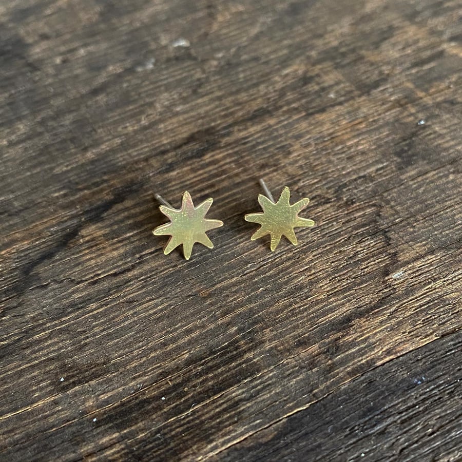SUN STAR Golden Brass Studs 