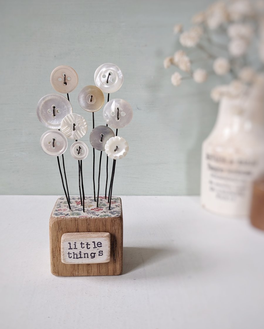 Mother of Pearl Buttons in a Wood Block 'little things'