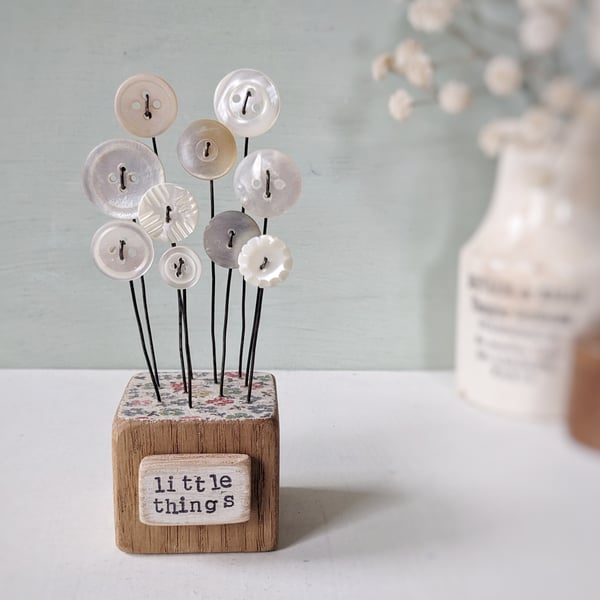 Mother of Pearl Buttons in a Wood Block 'little things'