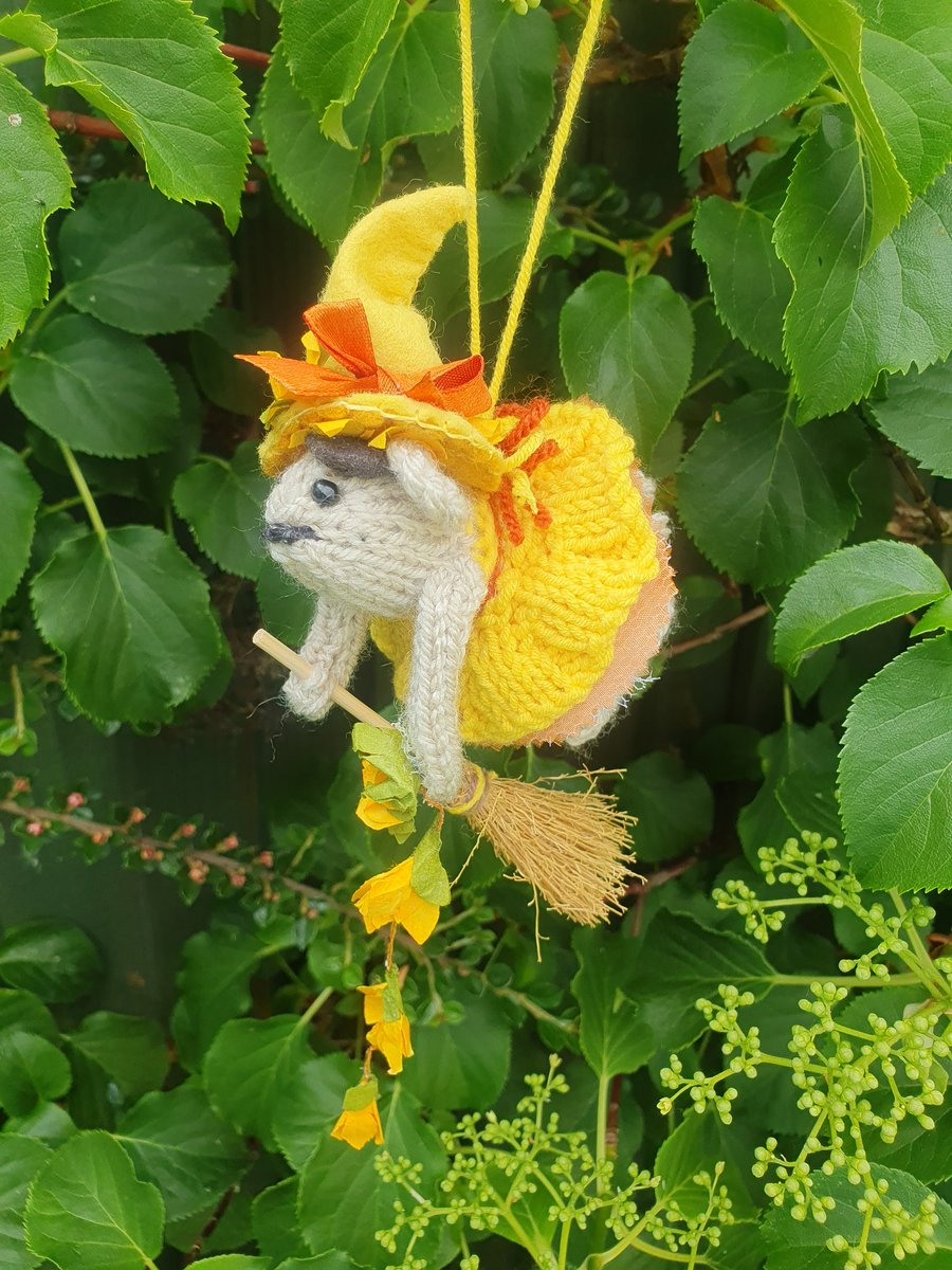 Handknitted Midsummer Mini Mouse- Sally