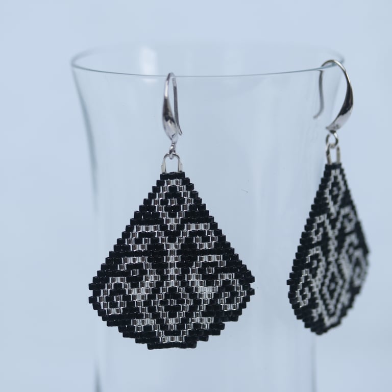 Teardrop Beaded Earrings in Black with Silver Geometric Pattern