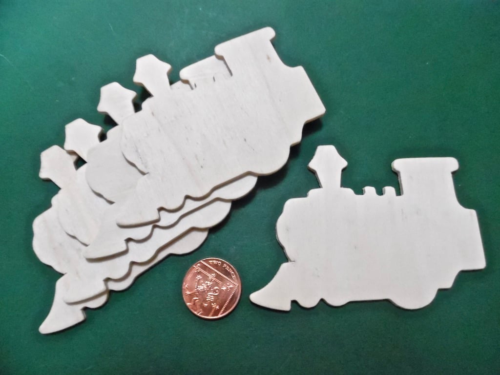 5 x Wooden Plaques   Unfinished 3mm Plywood TRAIN Shape NOT laser cut