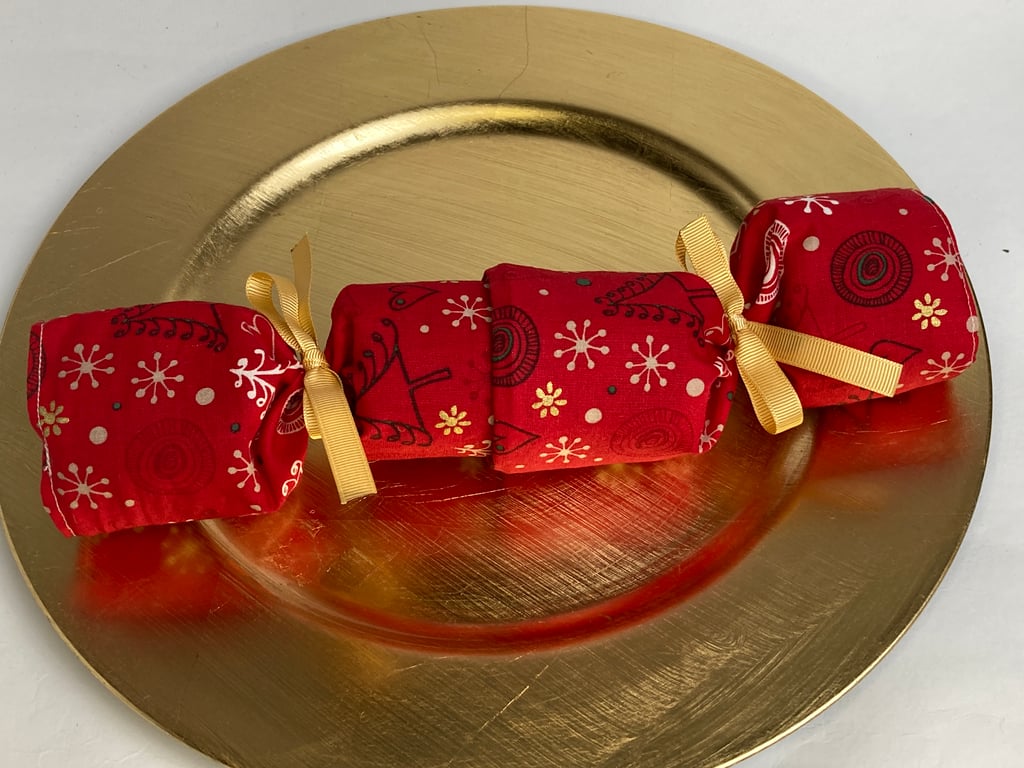 Pick and Mix Reusable Christmas Crackers. Red with 'scandi' trees and snowflakes