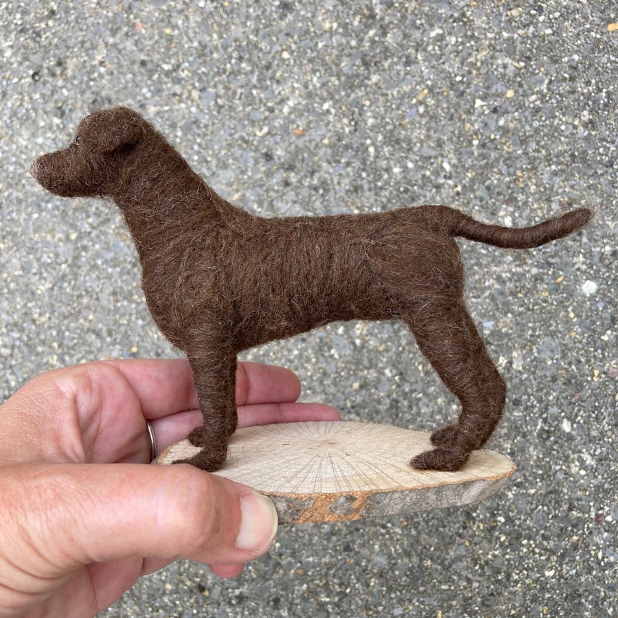 Dog model, brown needle felted dog, Chocolate Labrador